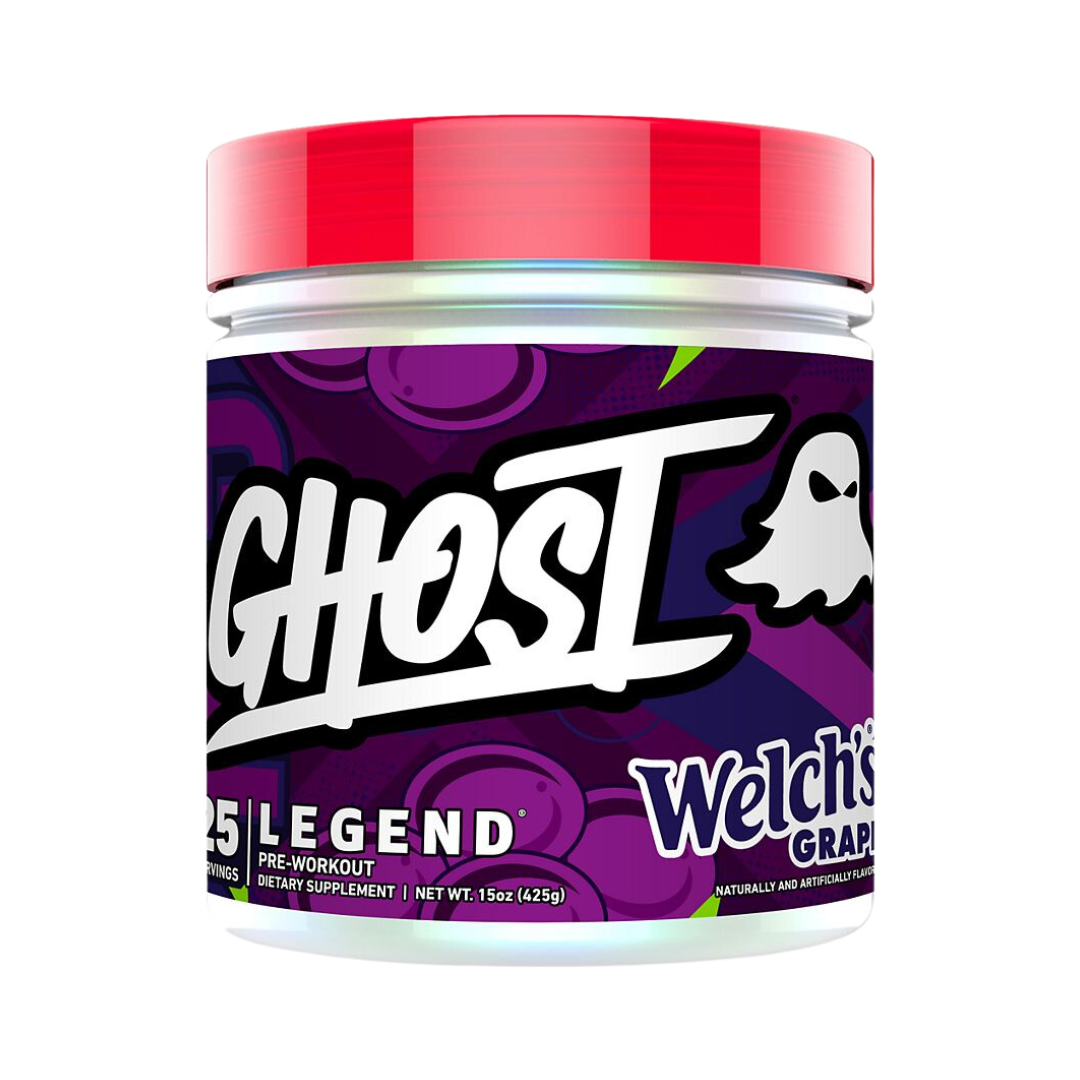 Un envase de 15 oz (425 g) de Legend Pre-Entreno - GHOST de Getfit en sabor a uva de Welchs presenta el texto GHOST en blanco y llamativo y un pequeño ícono de fantasma sobre un fondo violeta decorado con ilustraciones de uvas. Tiene una tapa roja e incluye 25 porciones de ingredientes en dosis clínicas.