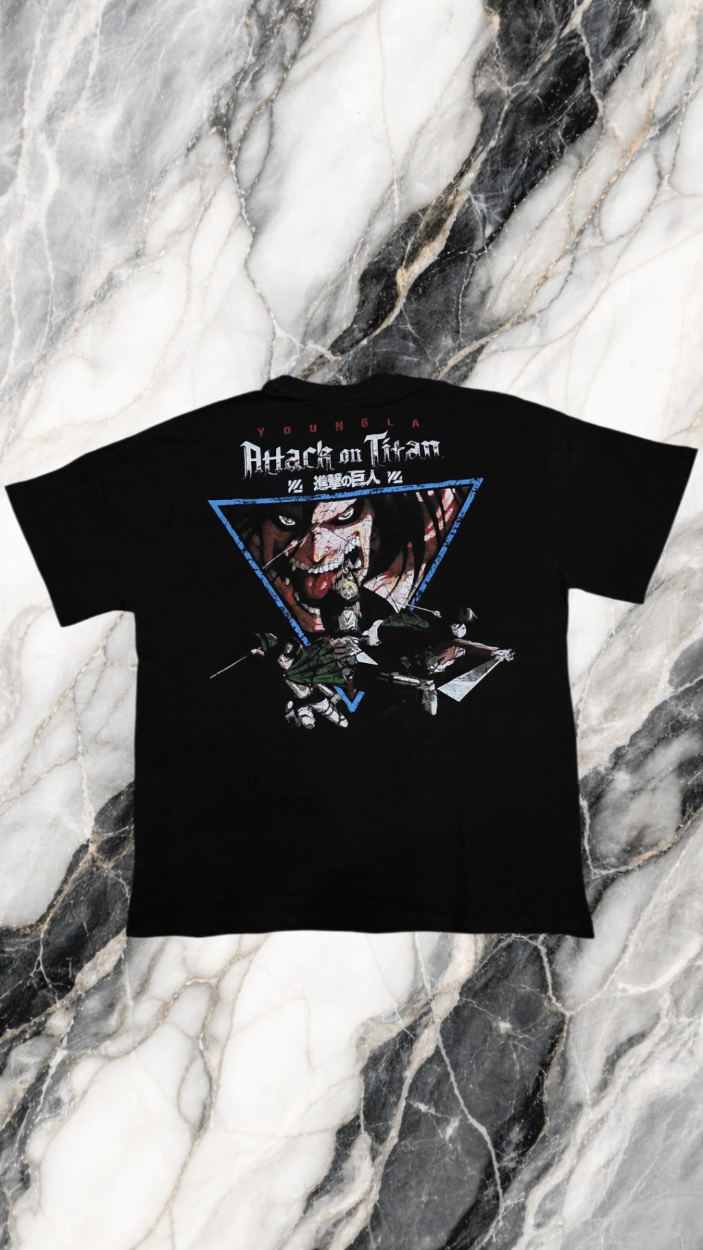 Playera YoungLA AOT